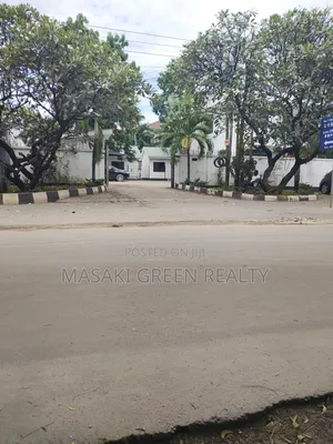8bdrm House in Masaki for sale