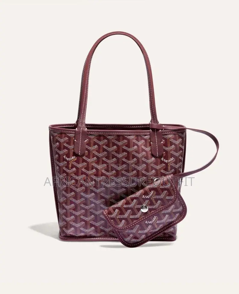 Goyard Anjou Mini Bag Detachable Mini Coin Pouch Attached to the Strap