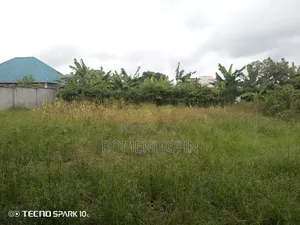 Kiwanja Mita 22 Kwa Mita 22 Kinauzwa Milioni 9,500,000/ Majohe Rada.