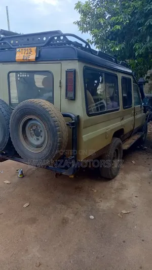 Toyota Land Cruiser 1998 Beige