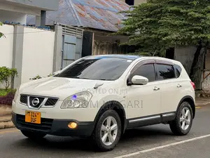 Nissan Dualis 2011 Pearl