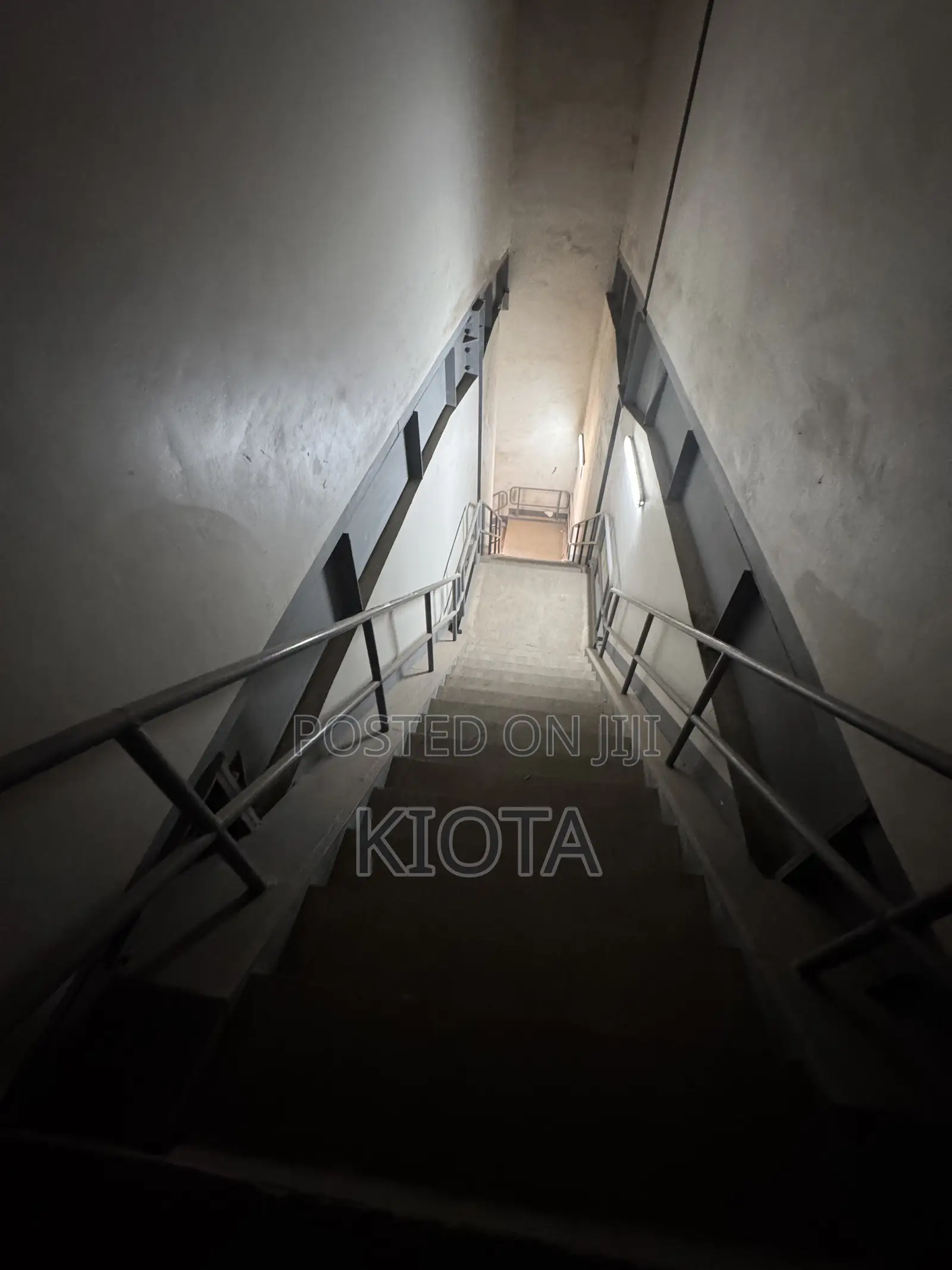 Tabata Matumbi Warehouse