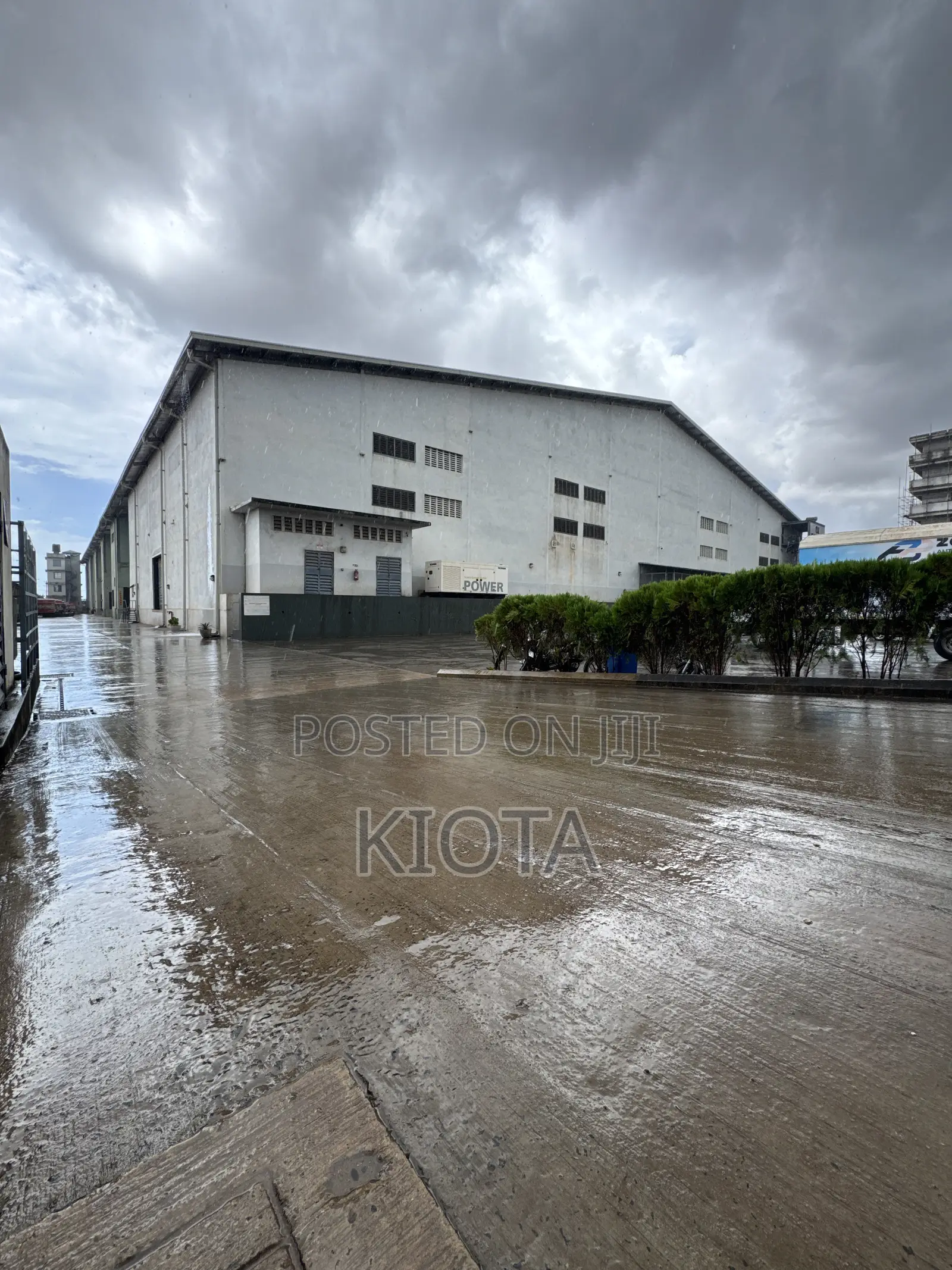 Tabata Matumbi Warehouse