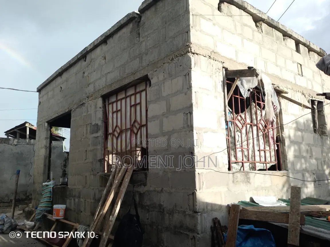 3bdrm House In Tanzania Daresalaam, Ilala For Sale