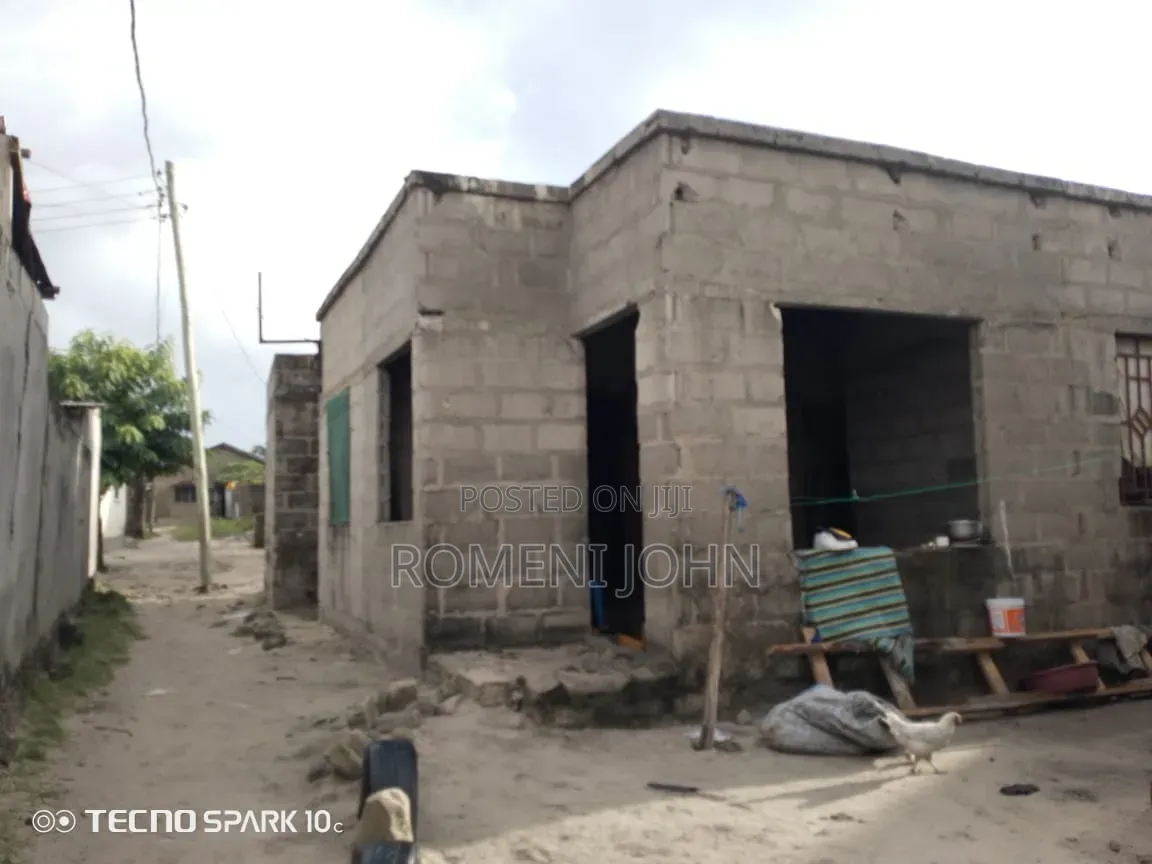 3bdrm House In Tanzania Daresalaam, Ilala For Sale
