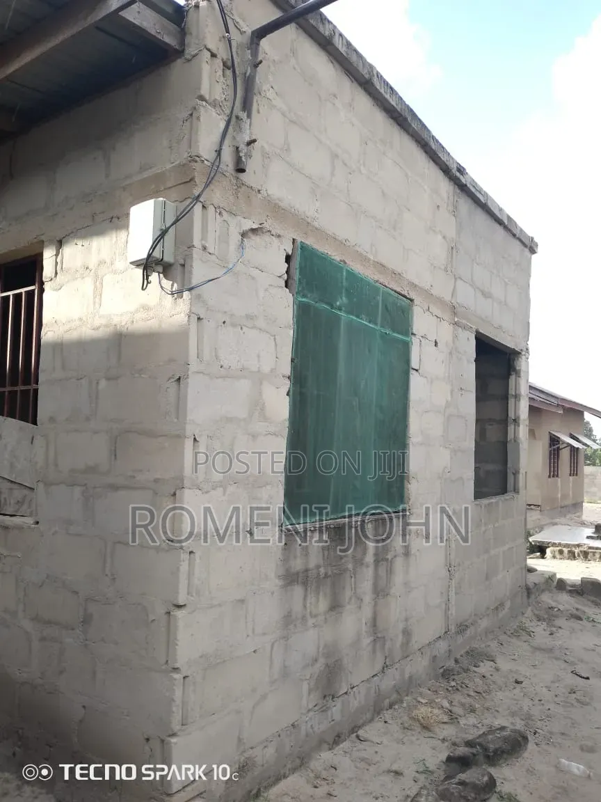 3bdrm House In Tanzania Daresalaam, Ilala For Sale