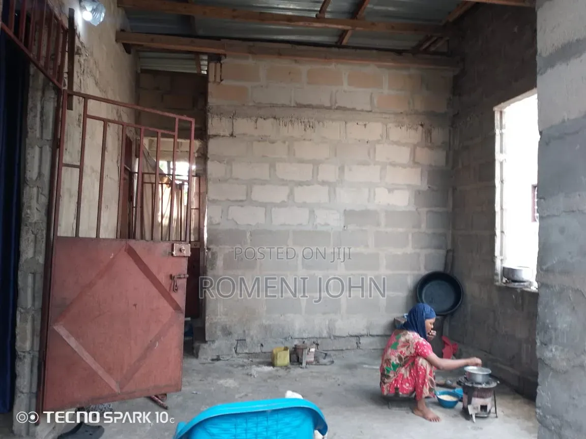 3bdrm House In Tanzania Daresalaam, Ilala For Sale