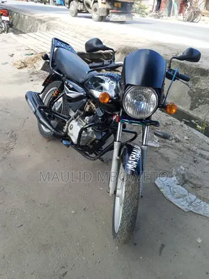 Bajaj Boxer 125 2024 Black