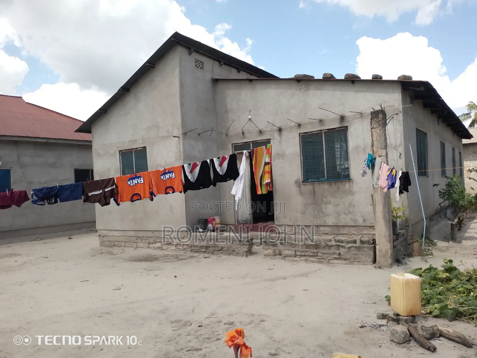 5bdrm House in Tanzania Daresalaam, Ilala for sale