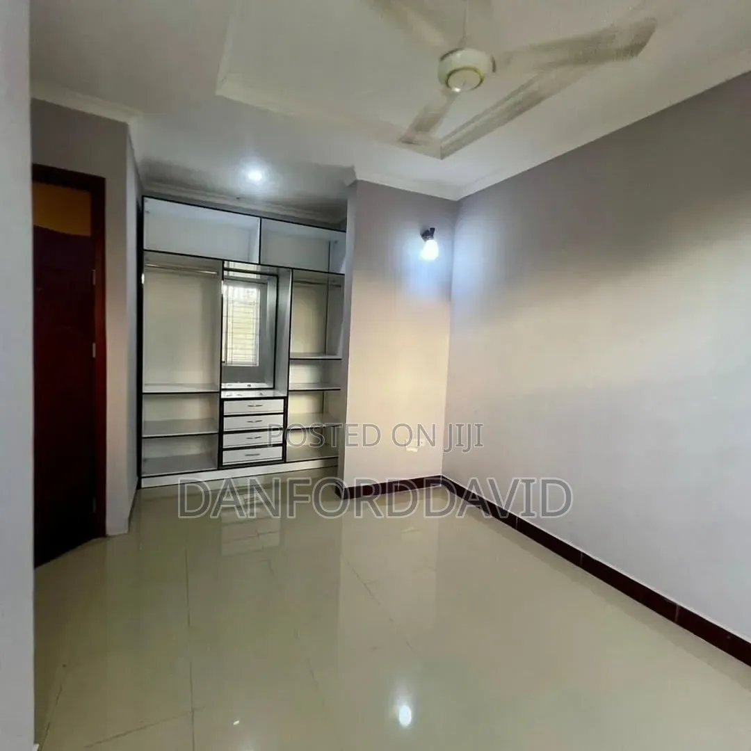 3bdrm Apartment in Kahwa Real Estate, Kunduchi for rent