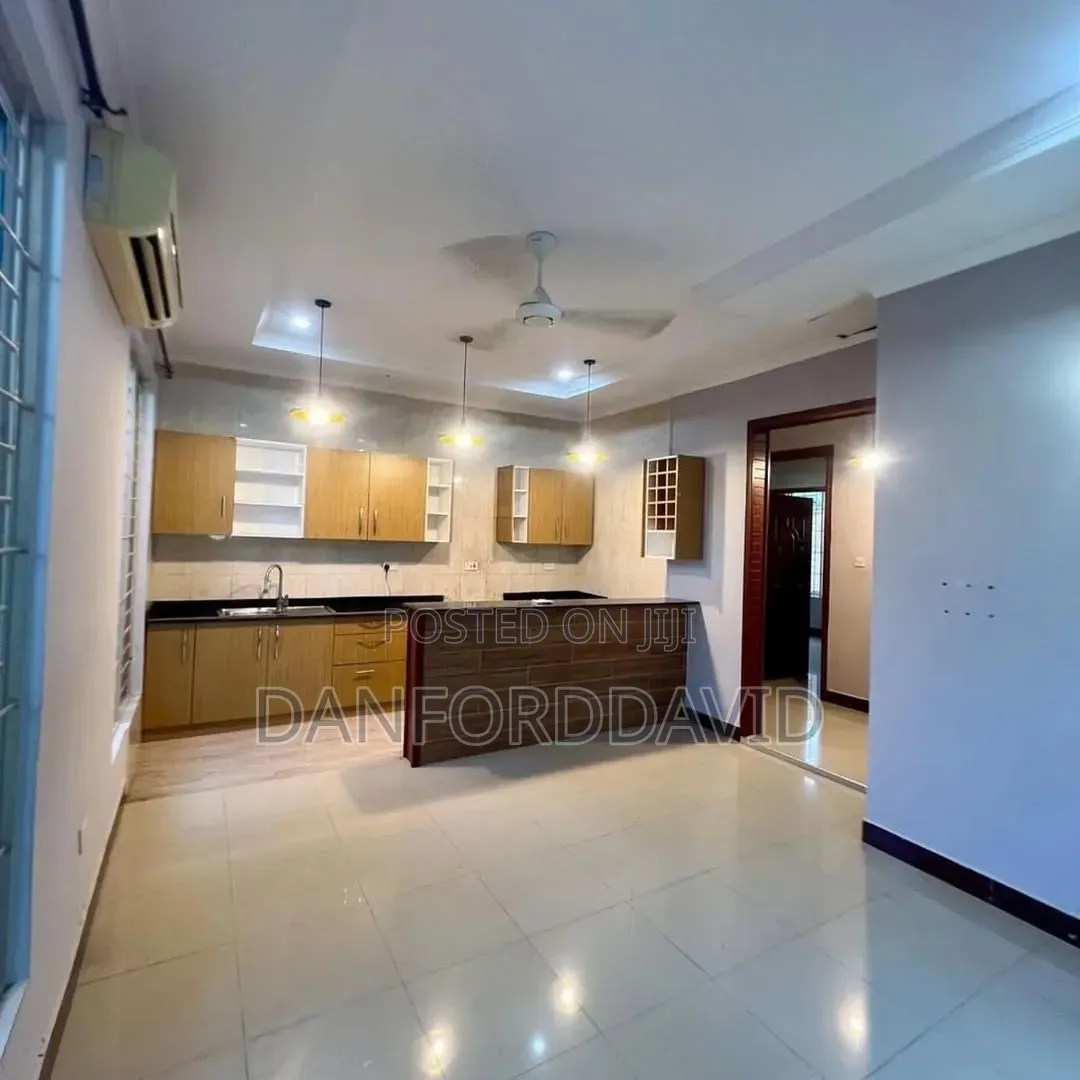 3bdrm Apartment in Kahwa Real Estate, Kunduchi for rent