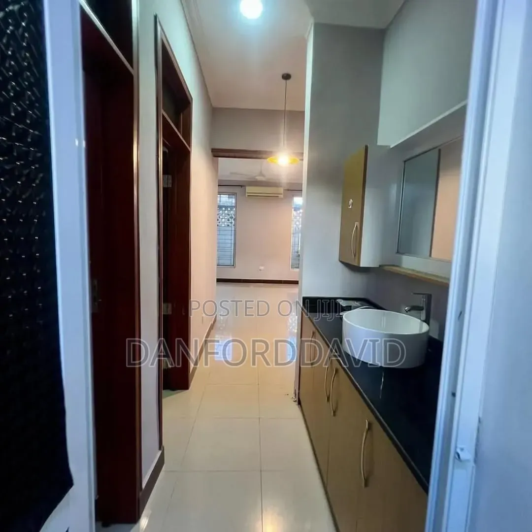 3bdrm Apartment in Kahwa Real Estate, Kunduchi for rent