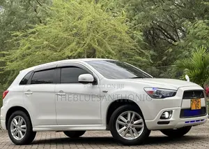 Mitsubishi RVR 2.0 2011 White