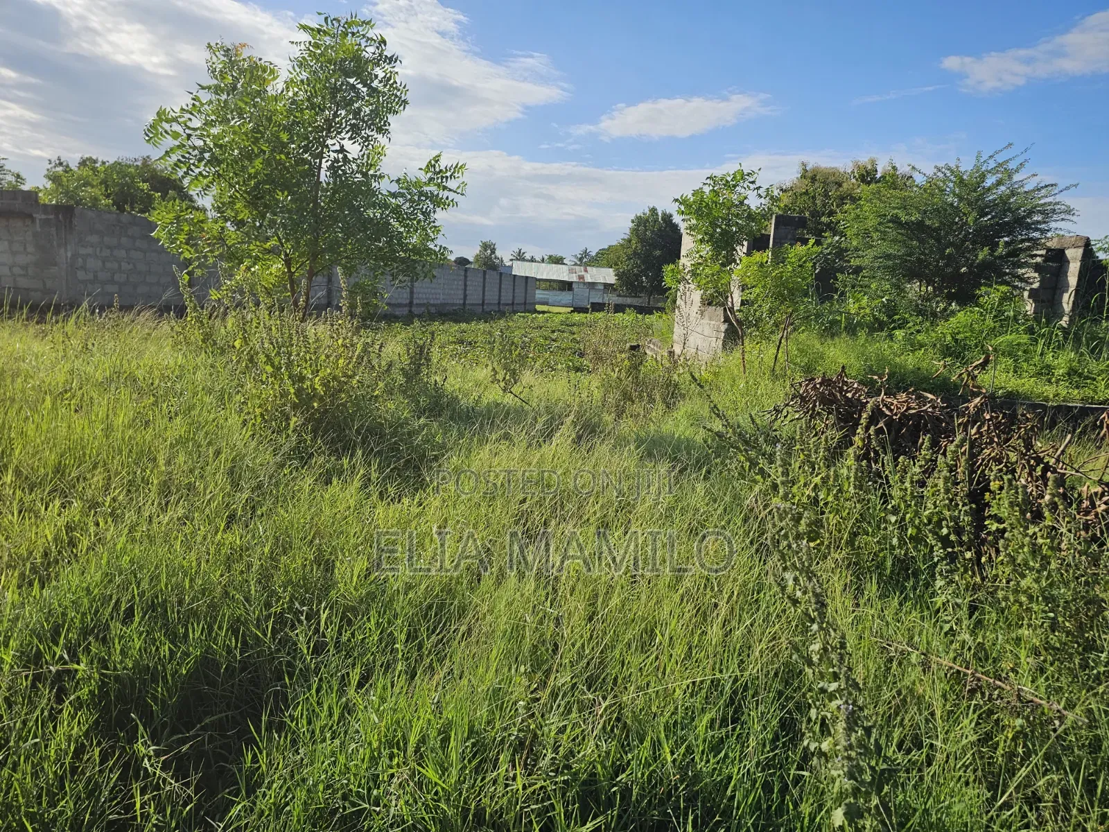 Kiwanja Kinauzwa, Plot for Sale