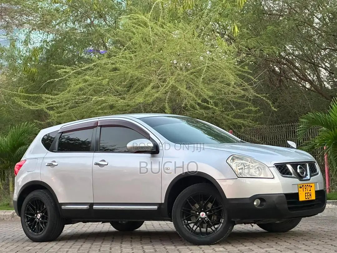 Nissan Dualis 2010 Silver