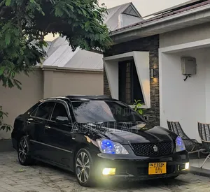 Toyota Crown 2007 Black
