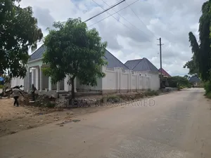 3bdrm House in Biriani Real Estate, Chamazi for sale