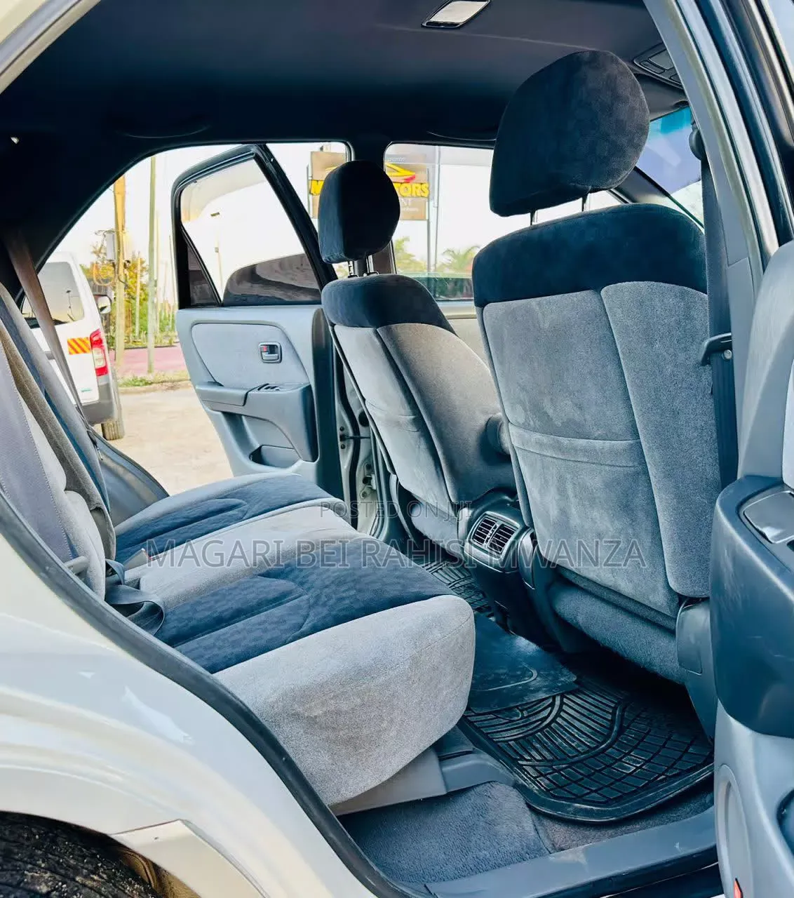 Toyota Harrier 2004 White