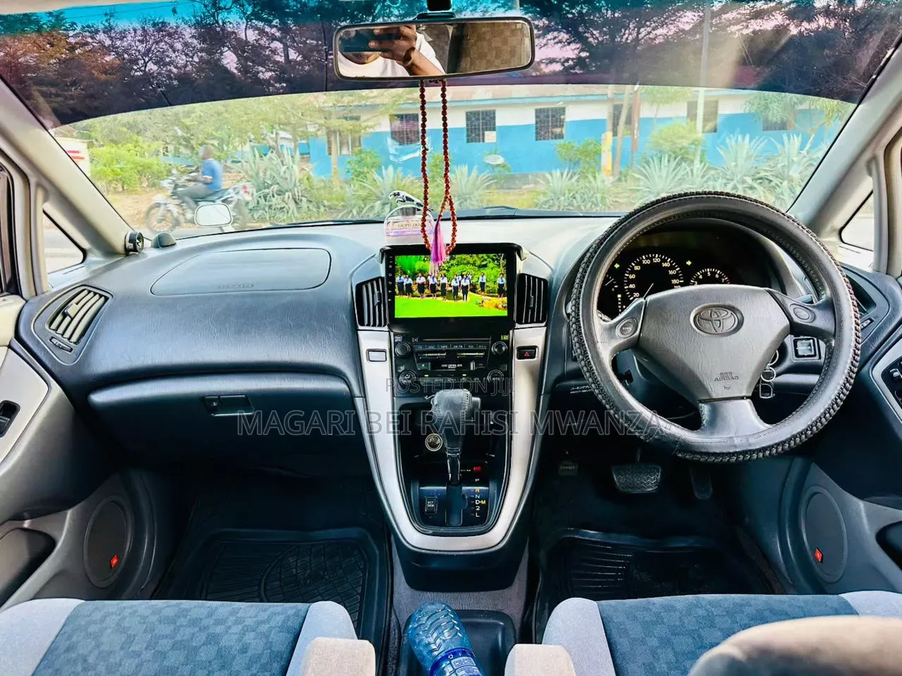 Toyota Harrier 2004 White