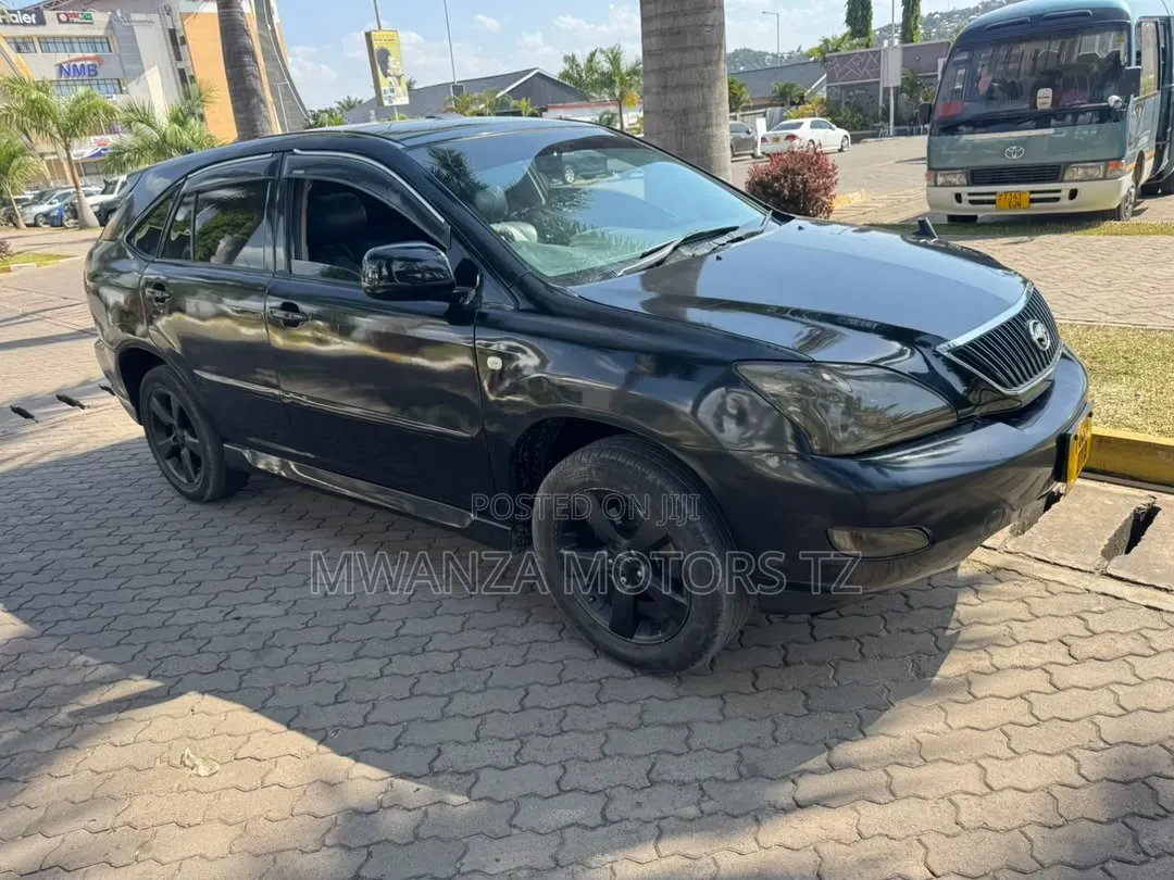 Toyota Harrier 2004 Black