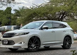 Toyota Harrier 2016 White