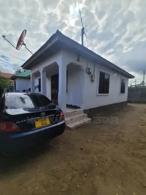 3bdrm House in Mchakama Real Estate, Chamazi for sale