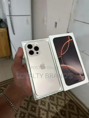 New Apple iPhone 16 Pro Max 256 GB Gold