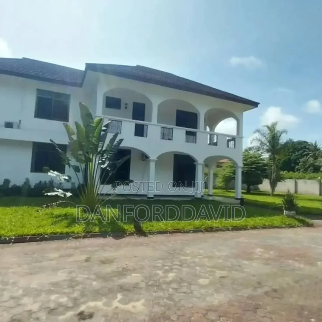 4bdrm House in Kahwa Real Estate, Mbweni for rent