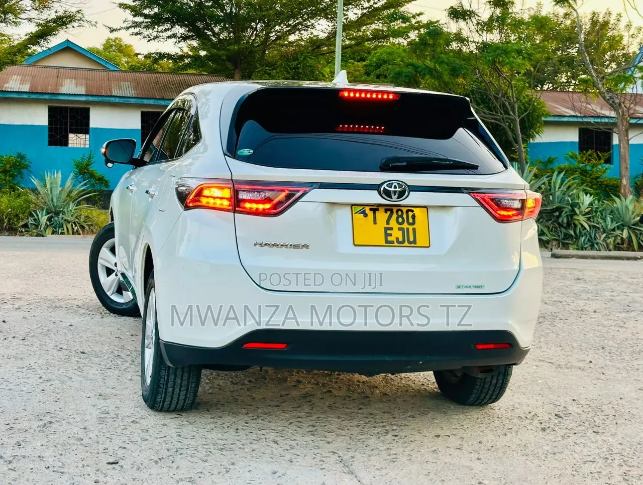 Toyota Harrier 2017 White