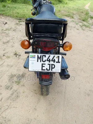 Bajaj Boxer 125 2024 Black