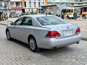 Toyota Crown 2004 Silver