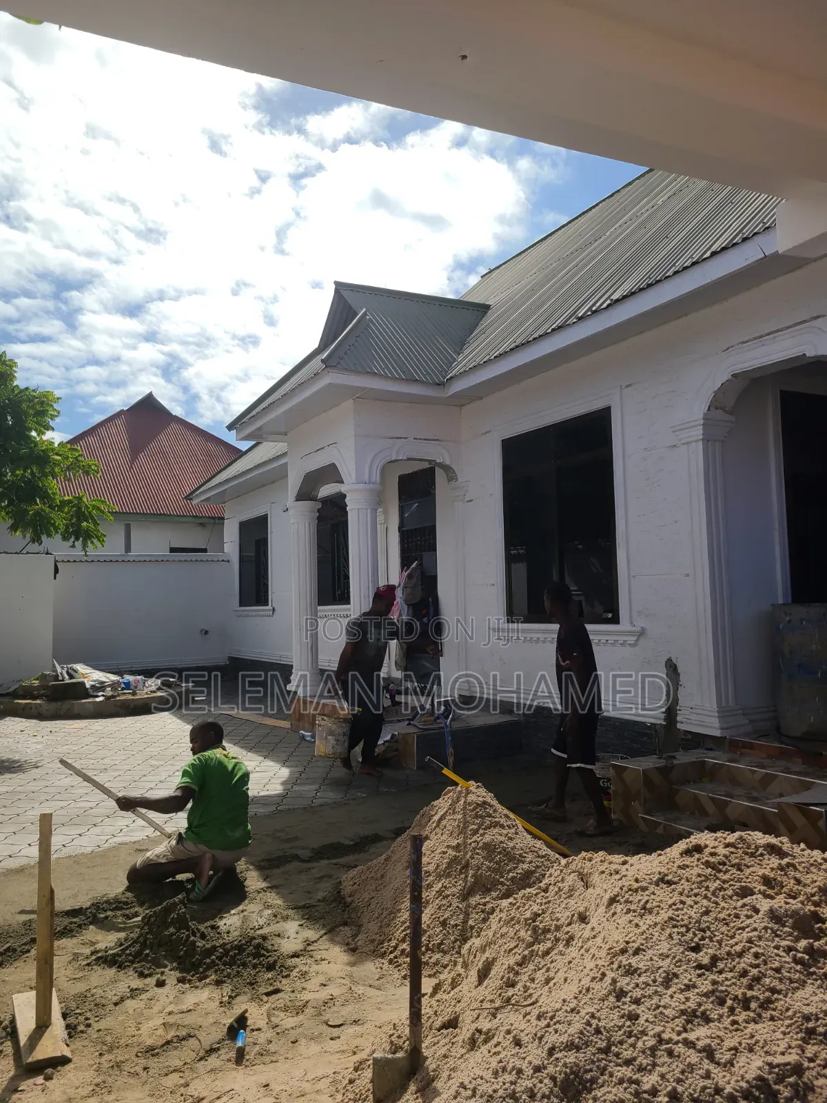 Furnished 4bdrm House in Biriani Real Estate, Chamazi for sale