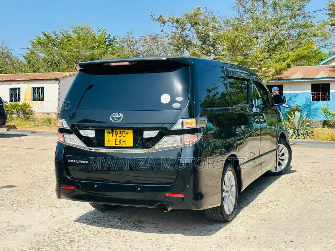 Toyota Alphard 2011 Black