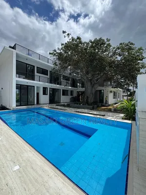 5bdrm Maisonette in Bahari Beach, Kunduchi for sale