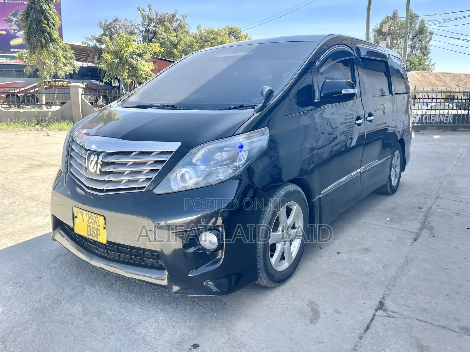 Toyota Alphard 2010 Black