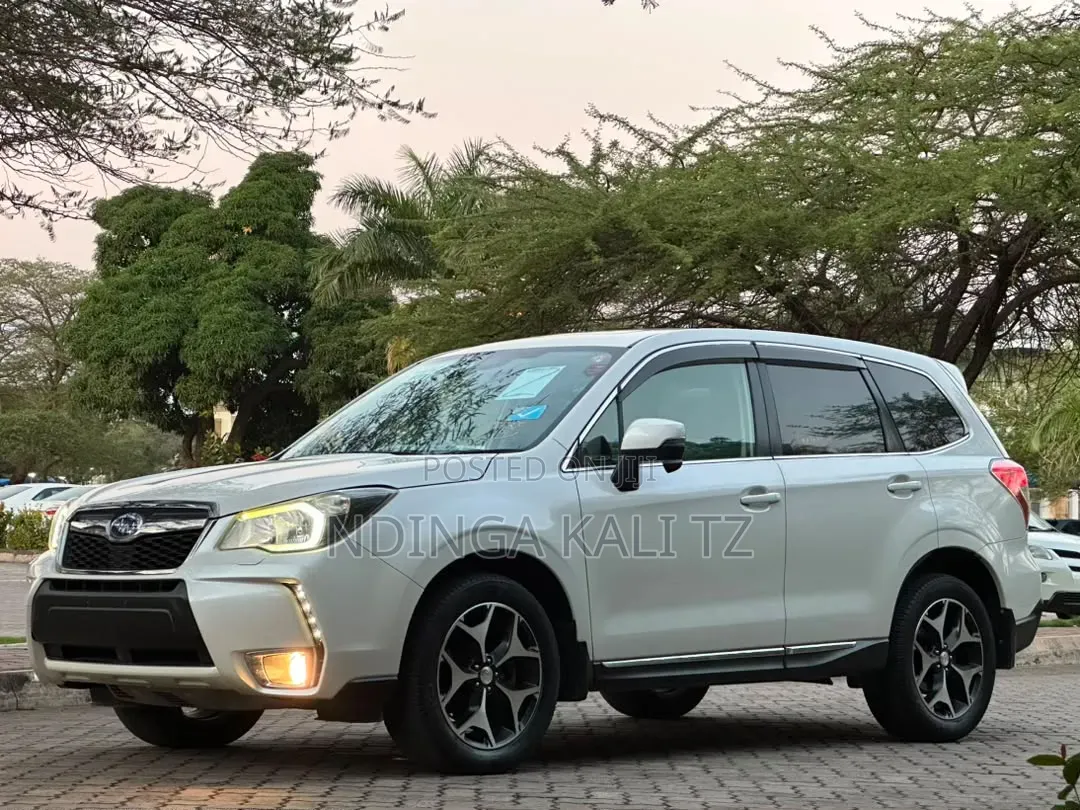 Subaru Forester 2014 White