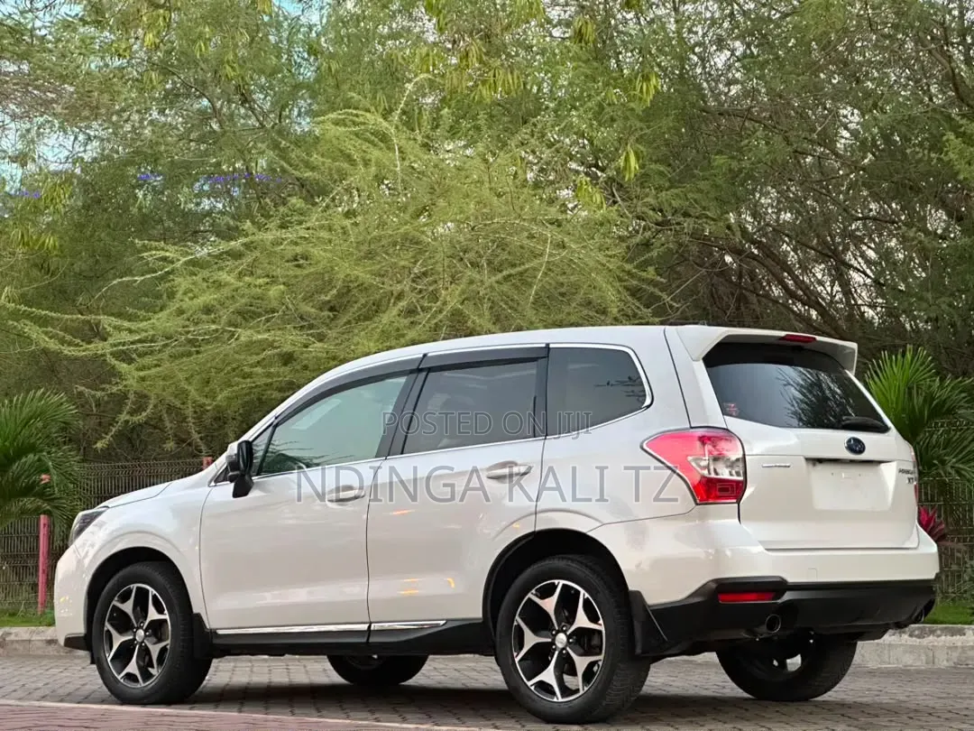Subaru Forester 2014 White