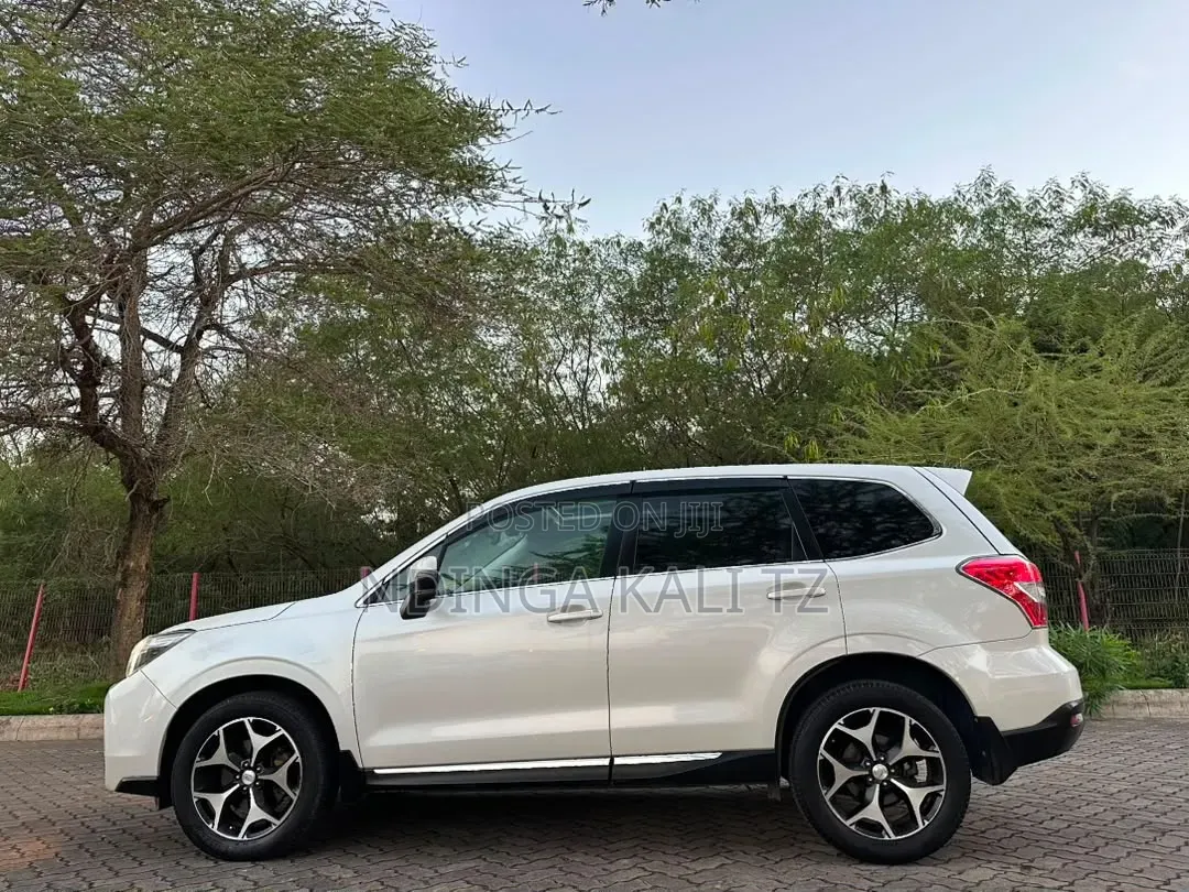 Subaru Forester 2014 White