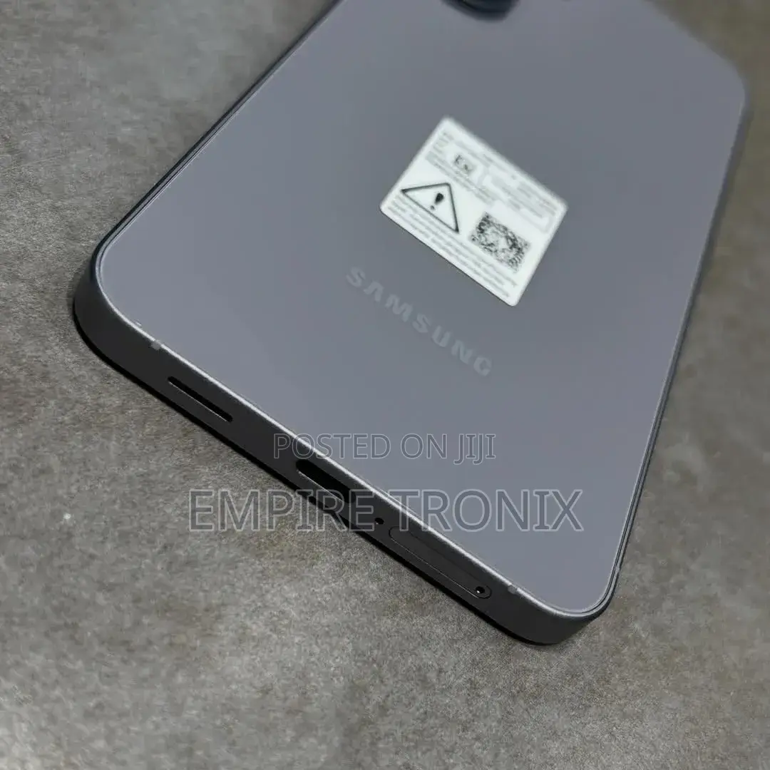 New Samsung Galaxy A57 128 GB Gray