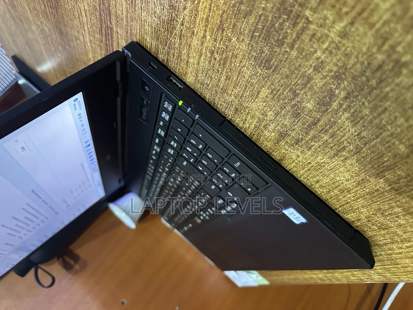 Laptop NEC N22A 8GB Intel Core i5 SSD 256GB