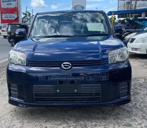 Toyota Rumion 2021 Blue
