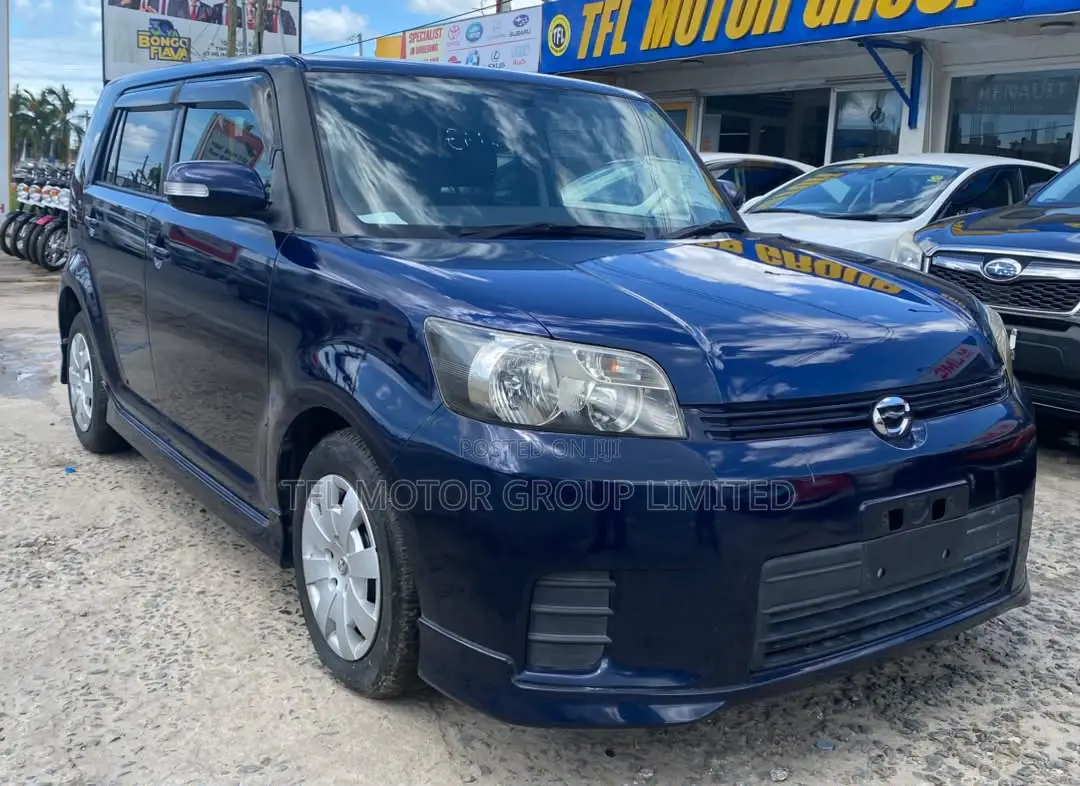 Toyota Rumion 2021 Blue