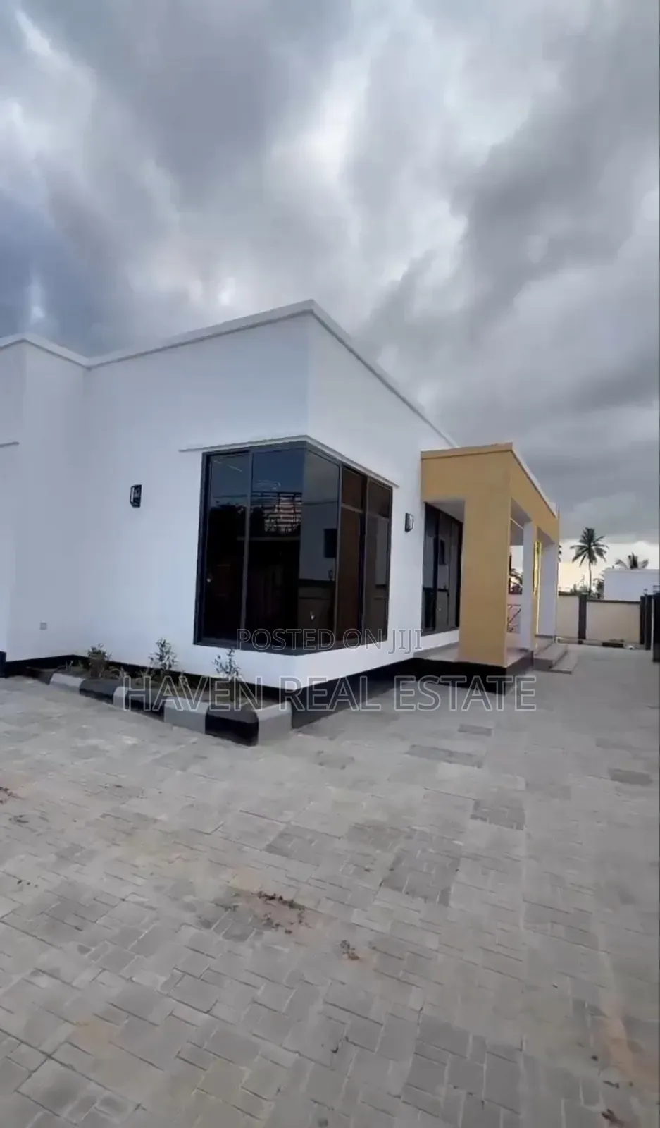 3bdrm House in Goba for sale
