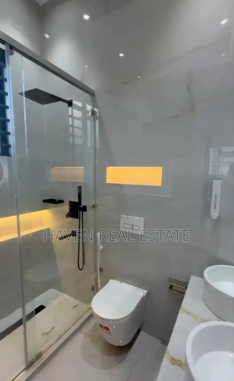 3bdrm House in Goba for sale