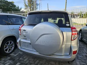 Toyota RAV4 2008 Silver