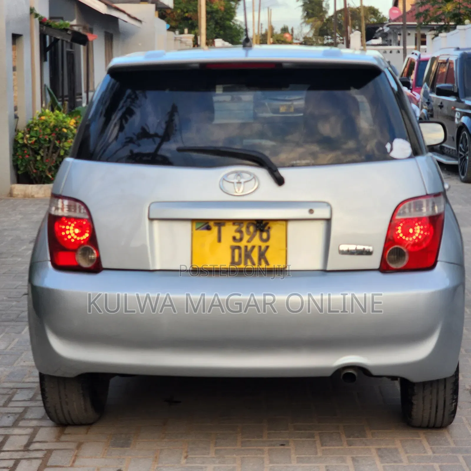 Toyota IST 2006 Silver