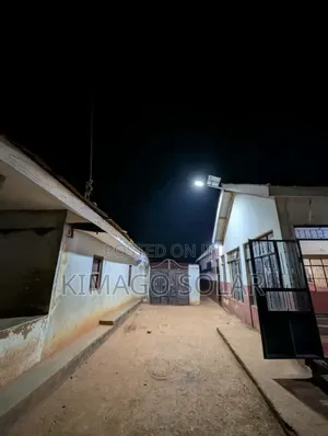 Powerful 1000w Solar Outdoor Light
