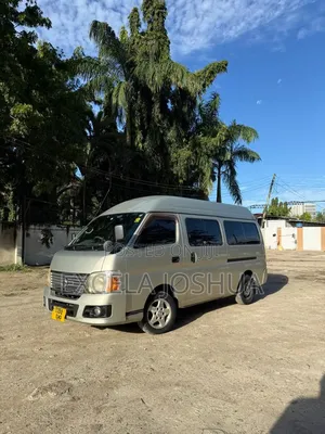 Nissan Caravan (Urvan) 2007 Silver