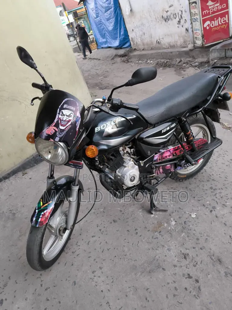 Bajaj Boxer 125 2024 Black