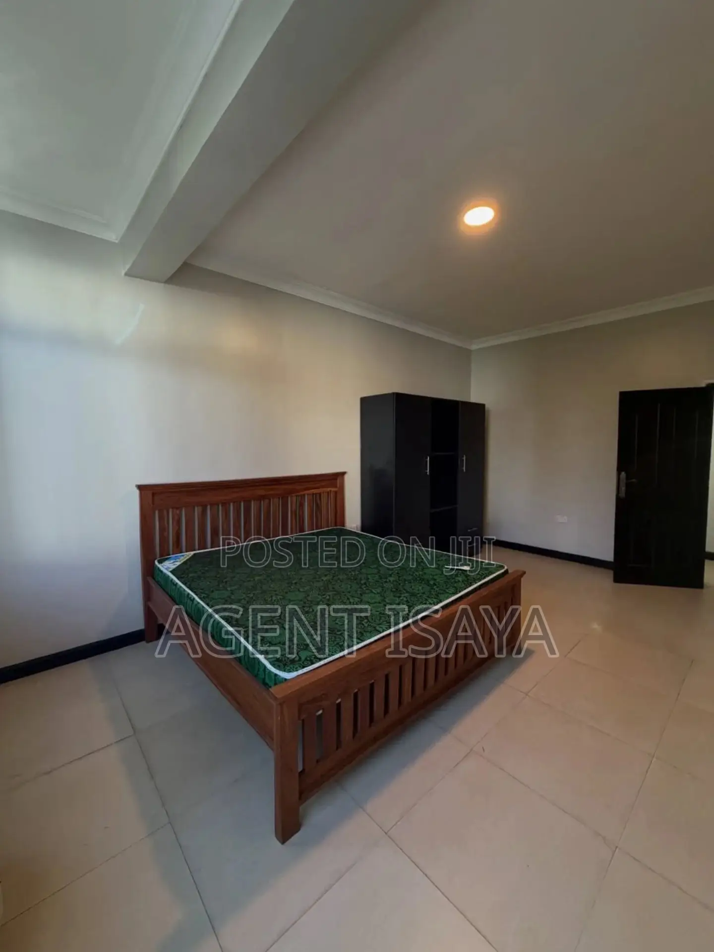 Furnished 2bdrm Apartment in Oyster Bay for rent